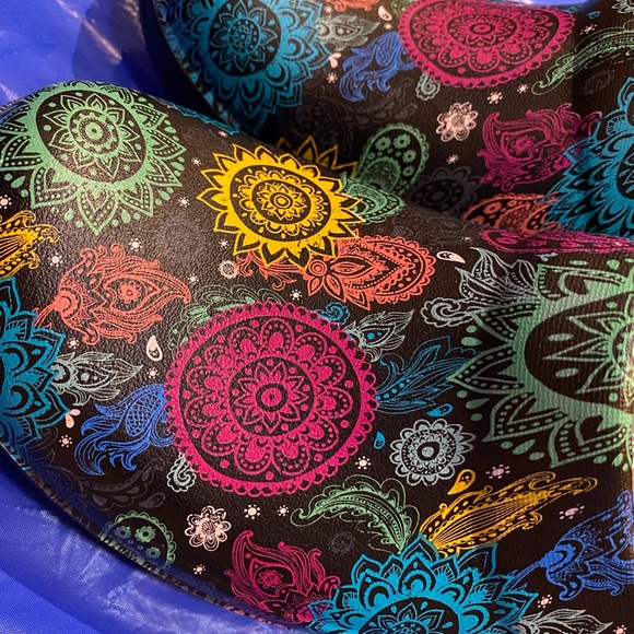 Womens Graphic clog - Picture 2 of 4